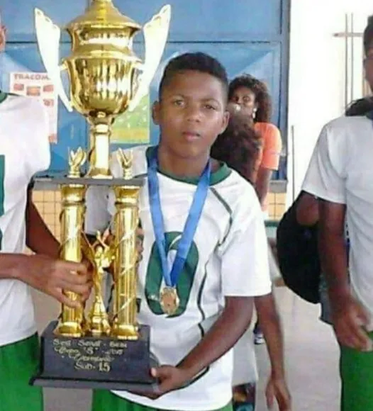 Jonatas Santos no Sub-15. Foto: Reprodução arquivo pessoal