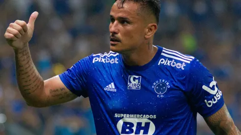 Edu durante confronto contra o Vasco no Campeonato Brasileiro da Série B de 2022.