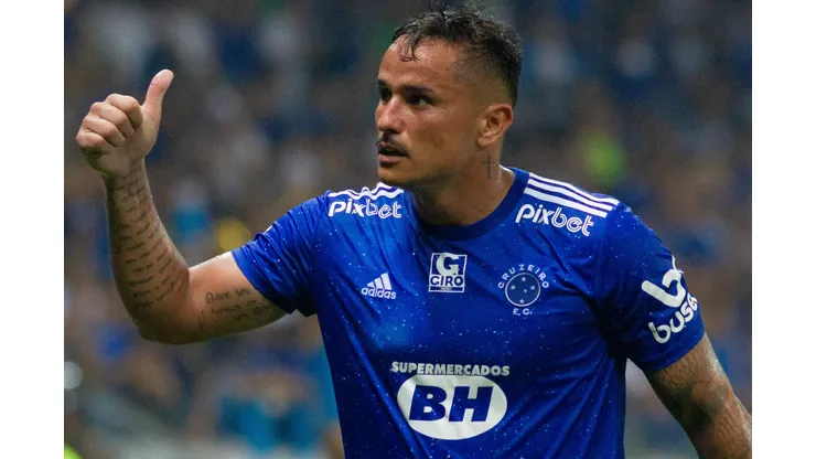 Edu durante confronto contra o Vasco no Campeonato Brasileiro da Série B de 2022.
