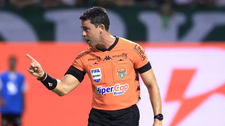 Vice do Palmeiras mandou um 'recado' ao São Paulo sobre polêmicas.
