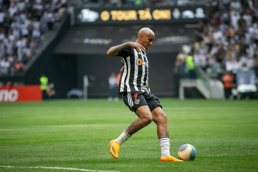 Deyverson jogador do Atlético-MG durante partida contra o Cuiabá na Arena MRV pelo campeonato Brasileiro A 2024. Foto: Fernando Moreno/AGIF