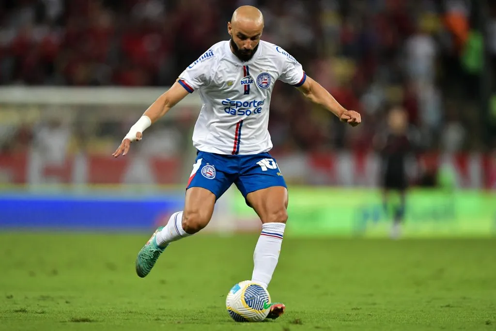 RJ – RIO DE JANEIRO – 20/06/2024 – BRASILEIRO A 2024, FLAMENGO X BAHIA – Thaciano jogador do Bahia durante partida contra o Flamengo no estadio Maracana pelo campeonato Brasileiro A 2024. Foto: Thiago Ribeiro/AGIF