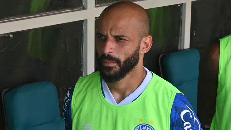 Thaciano, jogador do BAHIA, durante partida contra o JEQUIE, no estadio Arena Fonte Nova pelo campeonato Baiano 2024.