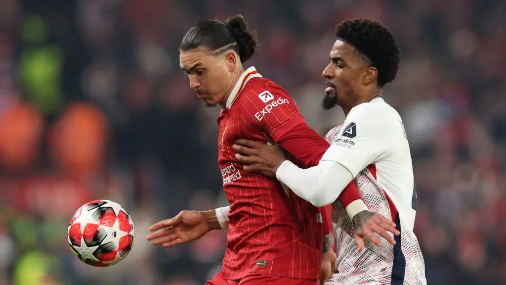 Alexsandro Ribeiro em partida pelo Lille. (Photo by Carl Recine/Getty Images)