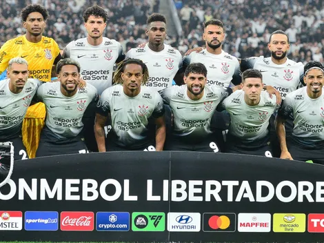 Torcedores do Corinthians apontam culpado da eliminação na Libertadores