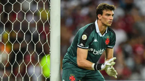 Leo Jardim goleiro do Vasco durante partida contra o Flamengo no estadio Maracana pelo campeonato Brasileiro A 2024.