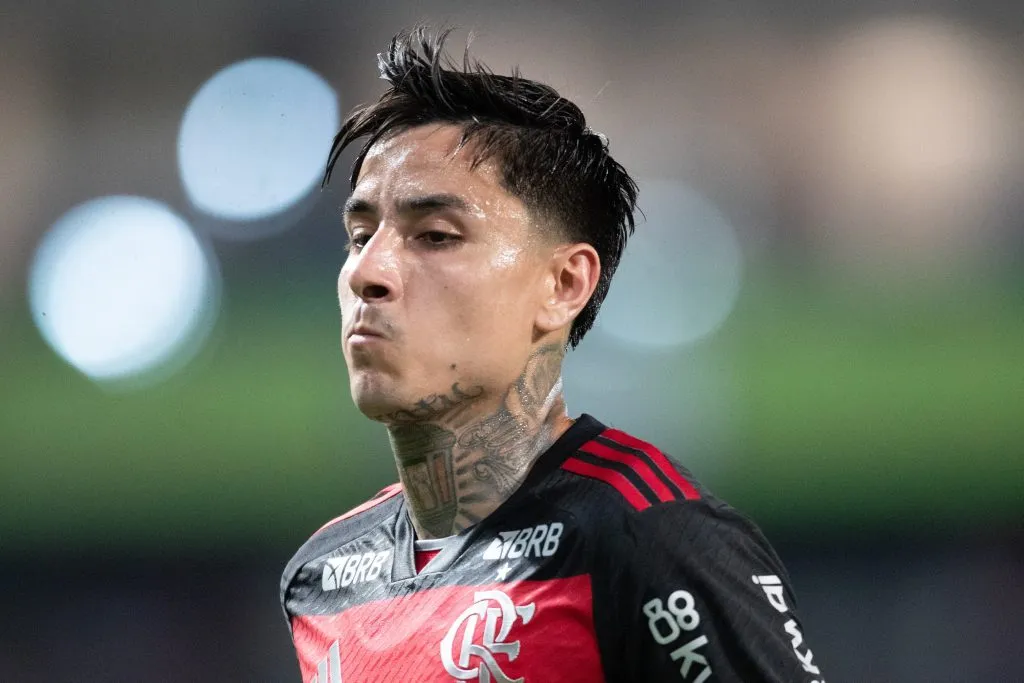 MT – CUIABA – 20/11/2024 – BRASILEIRO A 2024, CUIABA X FLAMENGO – Pulgar jogador do Flamengo durante partida contra o Cuiaba no estadio Arena Pantanal pelo campeonato Brasileiro A 2024. Foto: Gil Gomes/AGIF