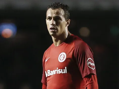Leandro Damião, ex-Internacional, acerta com novo clube e destino choca
