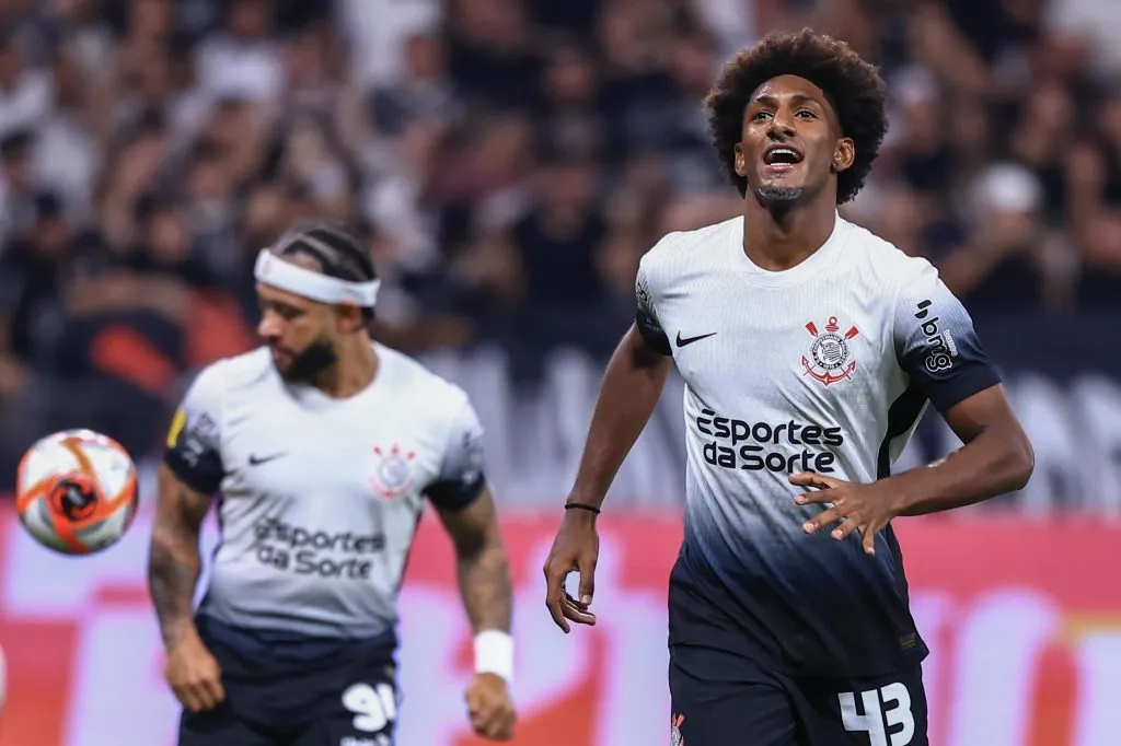 SP – SAO PAULO – 19/01/2025 – PAULISTA 2025, CORINTHIANS X VELO CLUBE – Talles Magno jogador do Corinthians comemora seu gol durante partida contra o Velo Clube no estadio Arena Corinthians pelo campeonato Paulista 2025. Foto: Marcello Zambrana/AGIF