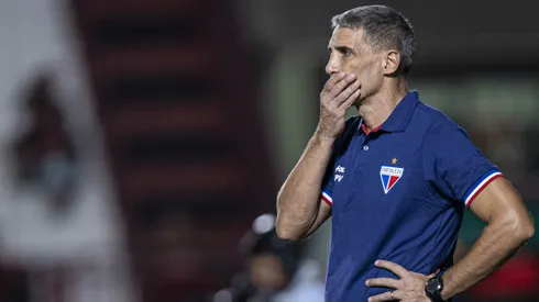 GO – GOIANIA – 04/12/2024 – BRASILEIRO A 2024, ATLETICO-GO X FORTALEZA – Vojvoda tecnico do Fortaleza durante partida contra o Atletico-GO no estadio Antonio Accioly pelo campeonato Brasileiro A 2024. Foto: Heber Gomes/AGIF