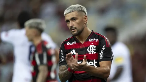 RJ - RIO DE JANEIRO - 22/02/2025 - CARIOCA 2025, FLAMENGO X MARICA - De Arrascaeta jogador do Flamengo durante partida contra o Marica no estadio Maracana pelo campeonato Carioca 2025. Foto: Jorge Rodrigues/AGIF