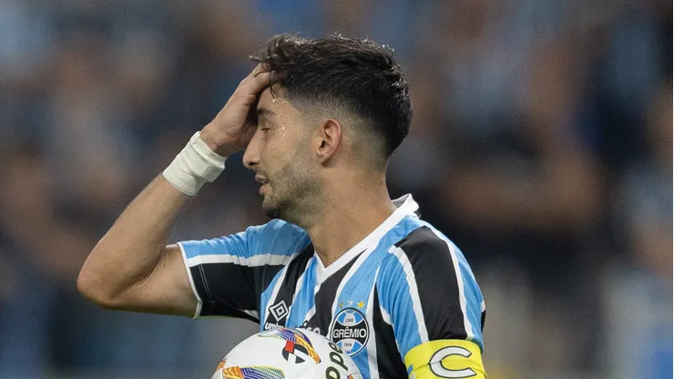 Villasanti não vive bom momento no Grêmio.