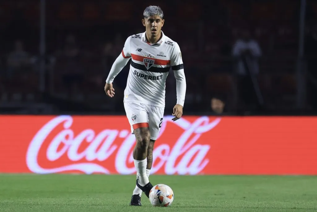 Alan Franco jogador do São Paulo durante partida contra o Nacional (URU) no Morumbi pelo campeonato Copa Libertadores 2024. Foto: Marcello Zambrana/AGIF