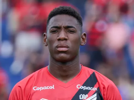 Situação envolvendo Léo Pelé gera preocupação no Vasco da Gama