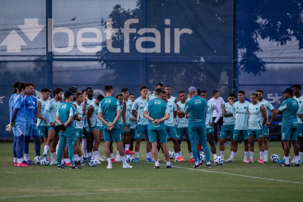 Cruzeiro está focado no restante da temporada – Foto: Fernando Moreno/AGIF.
