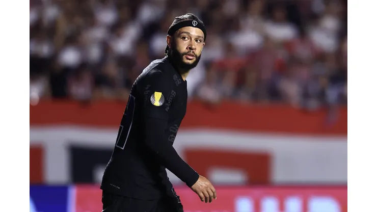 Memphis Depay jogador do Corinthians