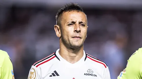 Rafinha rescinde seu contrato com Coritiba e está livre no mercado. Foto: Abner Dourado/AGIF