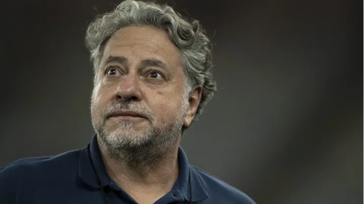 RJ - RIO DE JANEIRO - 17/04/2024 - BRASILEIRO A 2024, FLAMENGO X SAO PAULO - Julio Casares presidente do Sao Paulo antes da partida contra o Flamengo no estadio Maracana pelo campeonato Brasileiro A 2024. Foto: Jorge Rodrigues/AGIF