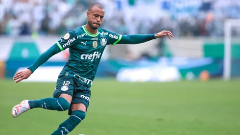 Mayke jogador do Palmeiras durante partida contra o Santos no estadio Arena Barueri pelo campeonato Brasileiro A 2023.