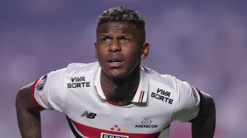 SP – SAO PAULO – 22/08/2024 – COPA LIBERTADORES 2024, SAO PAULO X NACIONAL (URU) – Arboleda jogador do Sao Paulo durante partida contra o Nacional (URU) no estadio Morumbi pelo campeonato Copa Libertadores 2024. Foto: Ettore Chiereguini/AGIF