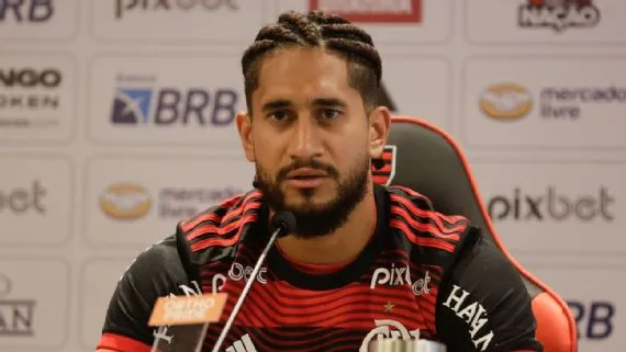 Pablo é apresentado oficialmente como novo reforço do Flamengo. Foto: &nbsp;Gilvan de Souza/Flamengo