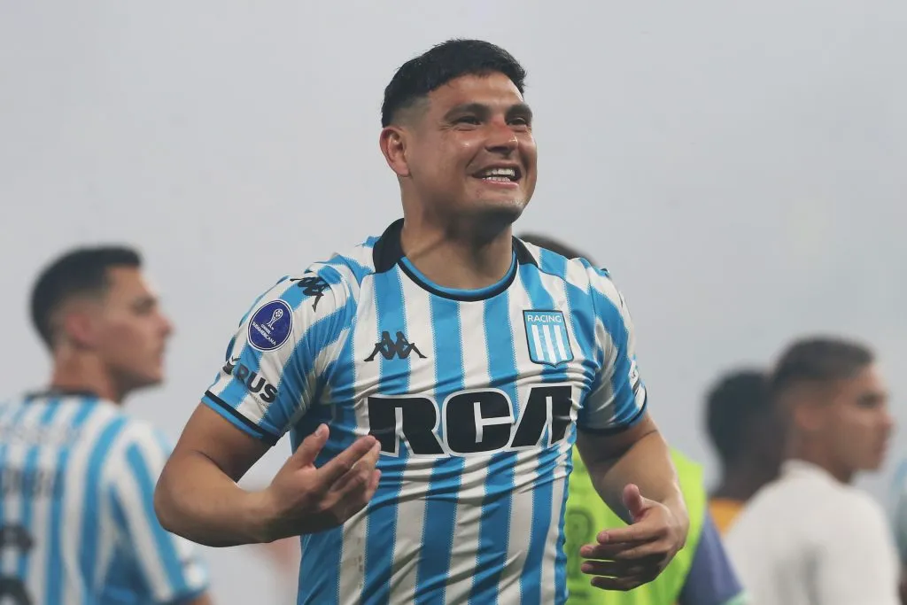 AVELLANEDA, ARGENTINA – OCTOBER 31: Maximiliano Salas of Racing Club celebrates after winning the Copa CONMEBOL Sudamericana 2024 Semifinal second leg match between Racing Club and Corinthians  at Presidente Peron Stadium on October 31, 2024 in Avellaneda, Argentina. (Photo by Daniel Jayo/Getty Images)
