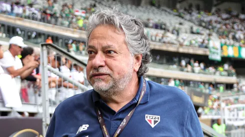 Casares tem problema para resolver no São Paulo.