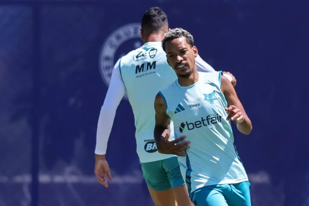 Matheus Pereira jogador do Cruzeiro durante treino no Centro de Treinamento CT Toca II. Foto: Gilson Lobo/AGIF