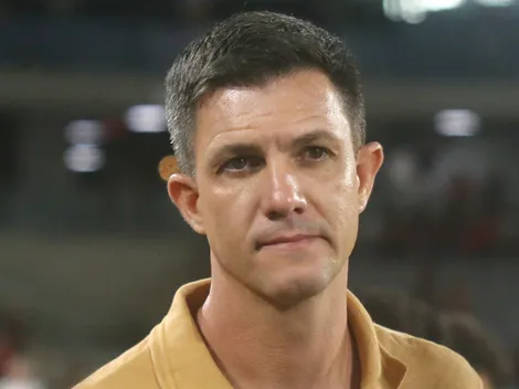 Maurício Barbieri é avisado que Athlético-PR toma chapéu para Série A