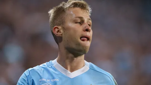 Ronald. jogador do Grêmio
