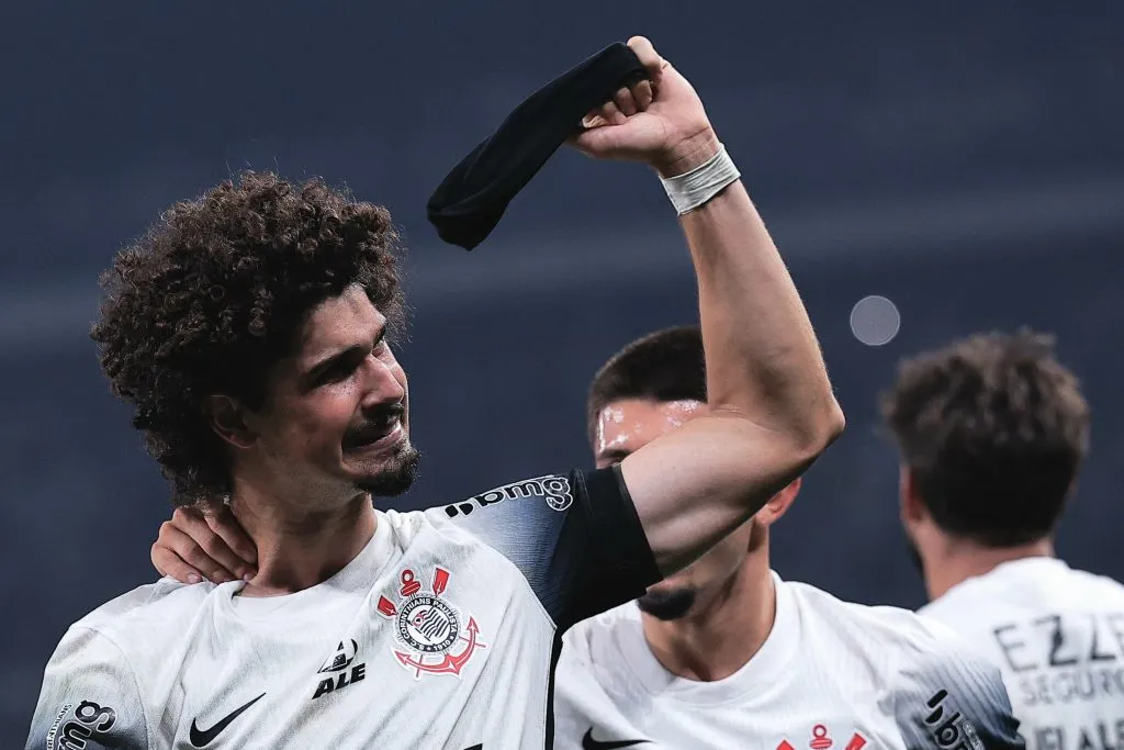 SP – SAO PAULO – 11/09/2024 – COPA DO BRASIL 2024, CORINTHIANS X JUVENTUDE – Andre Ramalho jogador do Corinthians comemora seu gol durante partida contra o Juventude no estadio Arena Corinthians pelo campeonato Copa Do Brasil 2024. Foto: Ettore Chiereguini/AGIF