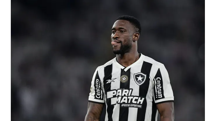 Bastos pode 'reencontrar' o Palmeiras com o Botafogo no Brasileirão