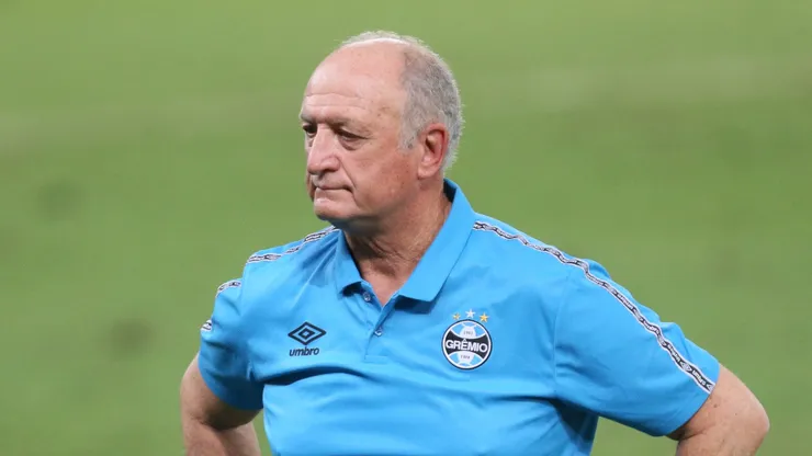 Felipão técnico do Grêmio durante partida contra o Cuiabá no estádio Arena Pantanal pelo campeonato Brasileiro A 2021. Foto: Gil Gomes/AGIF
