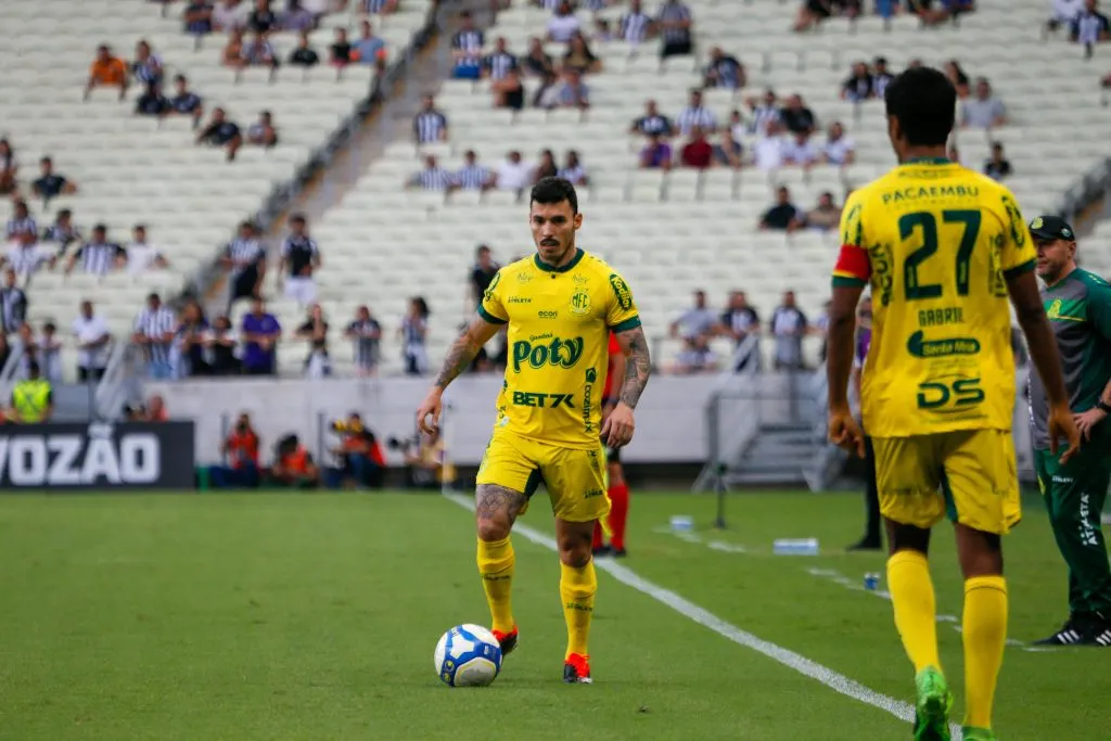 Zeca atuando no Mirassol em 2024 –  Foto: Baggio Rodrigues/AGIF
