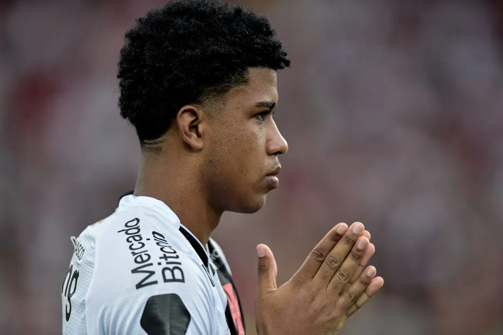 RJ – Rio de Janeiro – 05/03/2023 – CARIOCA 2023, FLAMENGO X VASCO – Andrey Santos jogador do Vasco durante partida contra o Flamengo no estadio Maracana pelo campeonato Carioca 2023. Foto: Thiago Ribeiro/AGIF