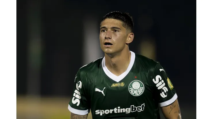 Emiliano Martinez jogador do Palmeiras
