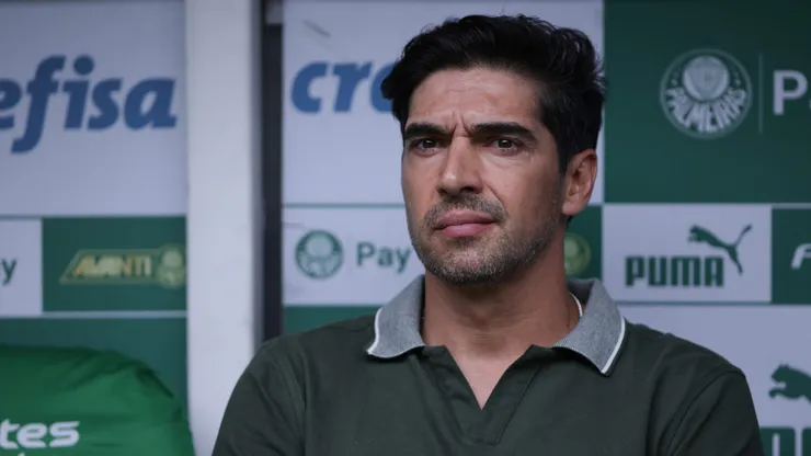 Abel Ferreira tecnico do Palmeiras durante partida contra o Fluminense no estadio Arena Allianz Parque pelo campeonato Brasileiro A 2024.