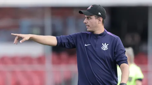 Lucas Piccinato, técnico do Corinthians . Foto: Marcello Zambrana/AGIF