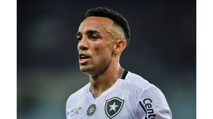 Marçal jogador do Botafogo