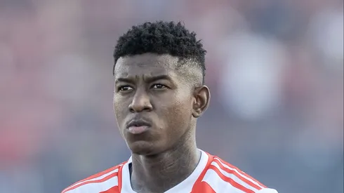 Vitão, jogador do Internacional