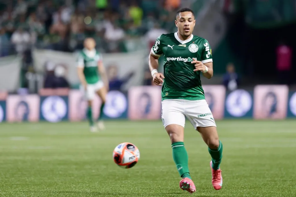 SP – SAO PAULO – 16/03/2025 – PAULISTA 2025, PALMEIRAS X CORINTHIANS – Vitor Roque jogador do Palmeiras durante partida contra o Corinthians no estadio Arena Allianz Parque pelo campeonato Paulista 2025. Foto: Marcello Zambrana/AGIF