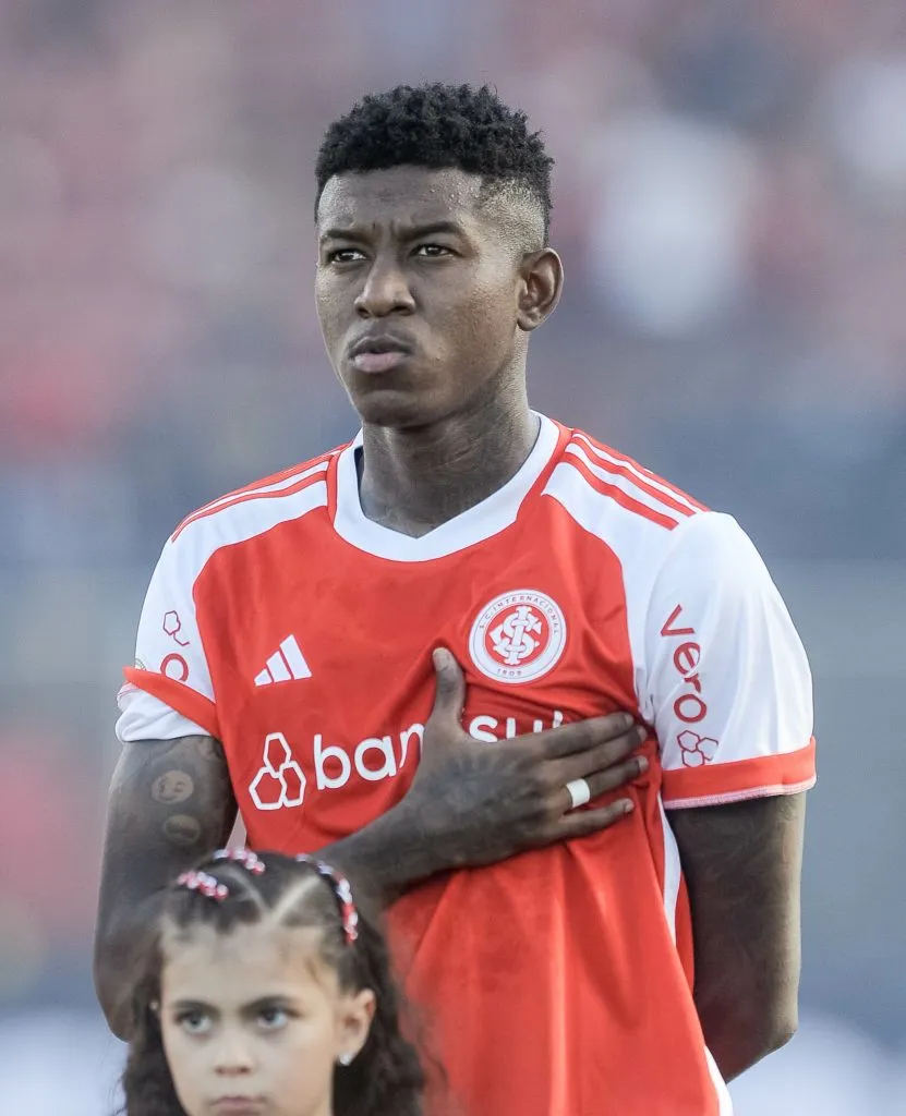 Vitão segue recebendo sondagens – Foto: Jhony Pinho/AGIF.