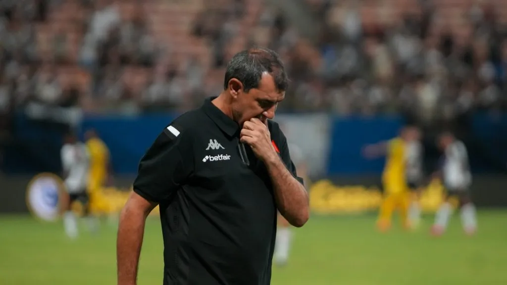 Carille, técnico do Vasco