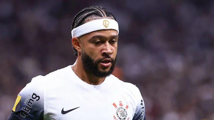 Depay jogador do Corinthians durante partida contra o Velo Clube no estadio Arena Corinthians pelo campeonato Paulista 2025.