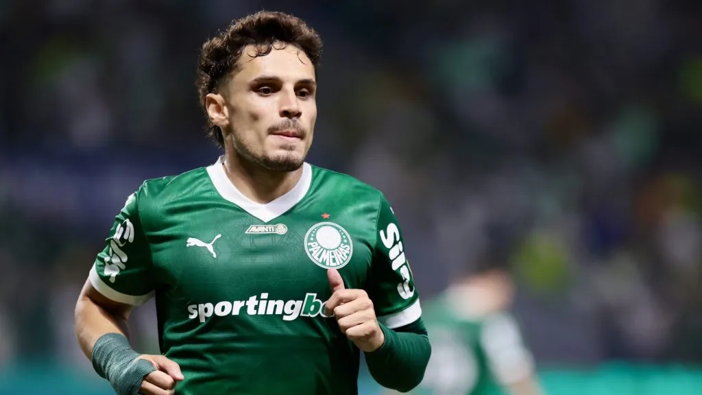Leila fala sobre Veiga (Imagem: Marcello Zambrana/AGIF)