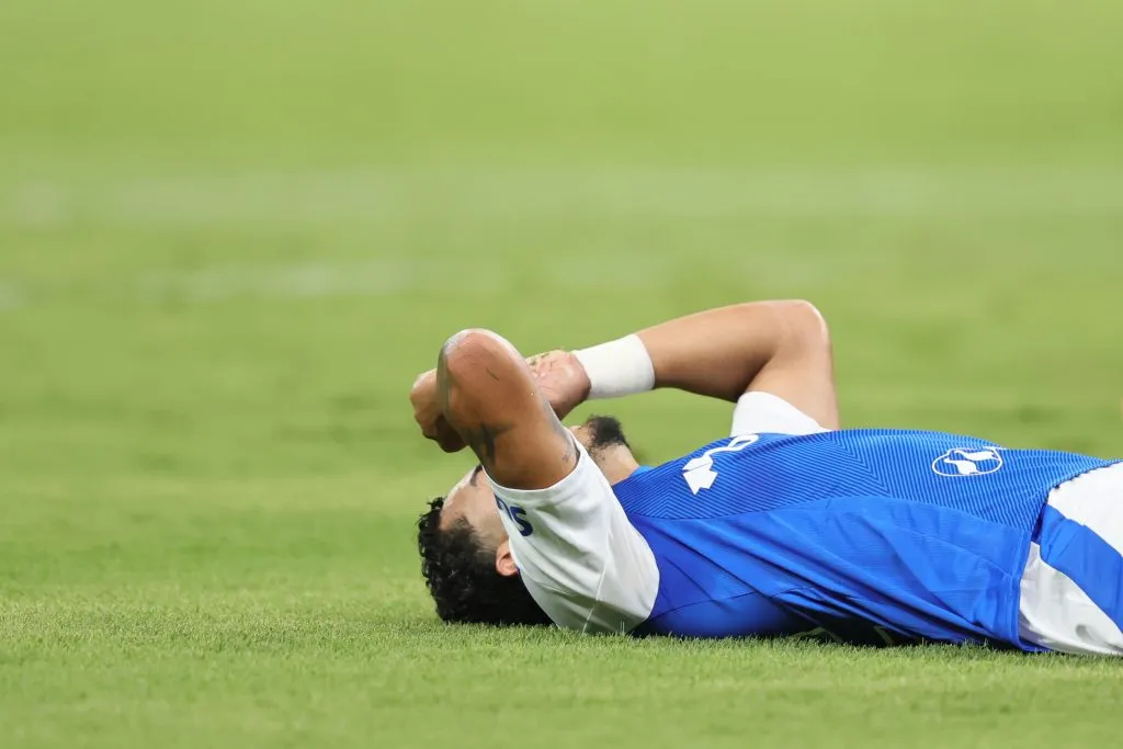 MG – BELO HORIZONTE – 29/03/2025 – BRASILEIRO A 2025, CRUZEIRO X MIRASSOL – William jogador do Cruzeiro lamenta durante partida contra o Mirassol no estadio Mineirao pelo campeonato Brasileiro A 2025. Foto: Gilson Lobo/AGIF