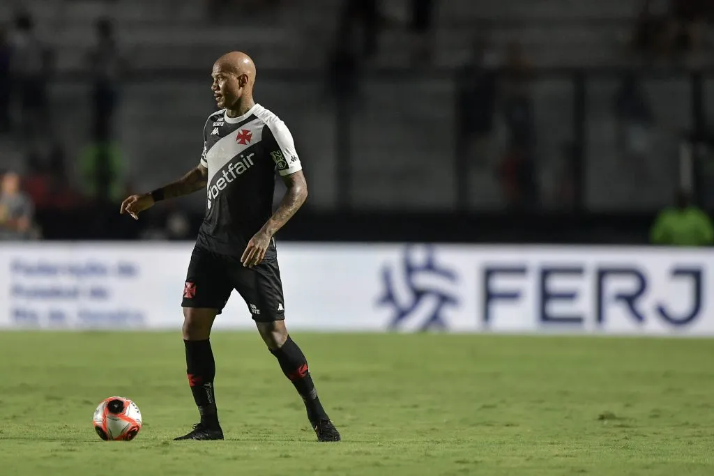 RJ – RIO DE JANEIRO – 16/01/2025 – CARIOCA 2025, VASCO X BANGU – Ze Gabriel jogador do Vasco durante partida contra o Bangu no estadio Sao Januario pelo campeonato Carioca 2025. Foto: Thiago Ribeiro/AGIF