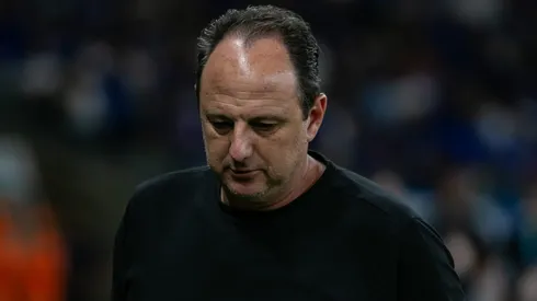 Rogério Ceni durante confronto contra o Bahia no Brasileirão 2024.