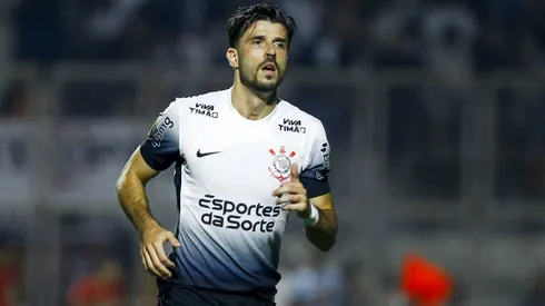 Héctor Hernández durante confronto contra a Portuguesa no Campeonato Paulista de 2025. Foto: Marco Miatelo/AGIF