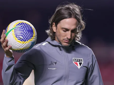 Zubeldía demitido do São Paulo tem previsão 'urgente' de Cicinho